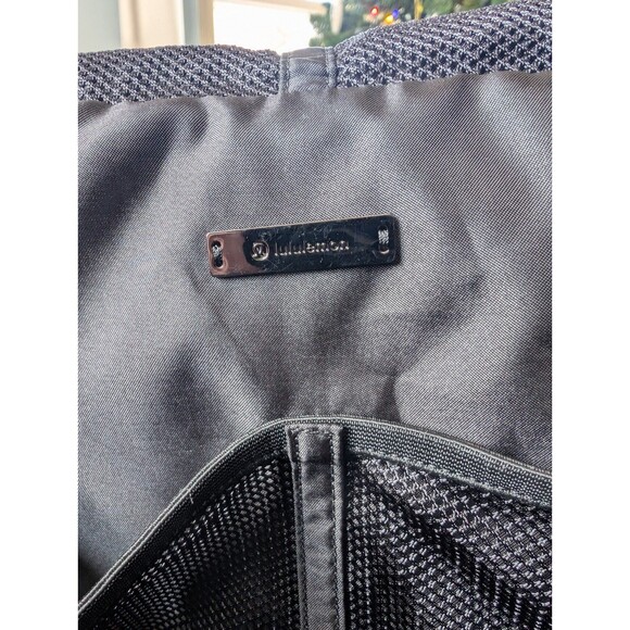 Lululemon Define Duffle Travel Bag in Black  Carry On Gym Weekend Luggage - Picture 9 of 16